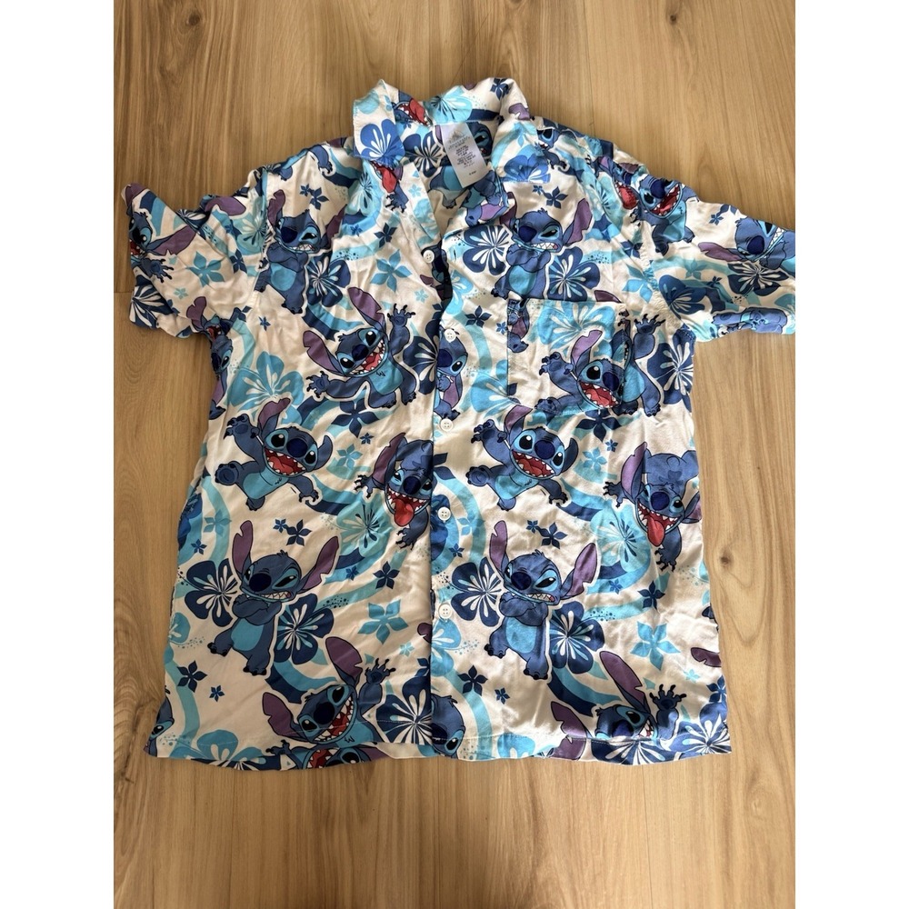 Mens Lilo and Stitch Disney Hawaiian Shirt Size Medium Button Up Tropical AOP